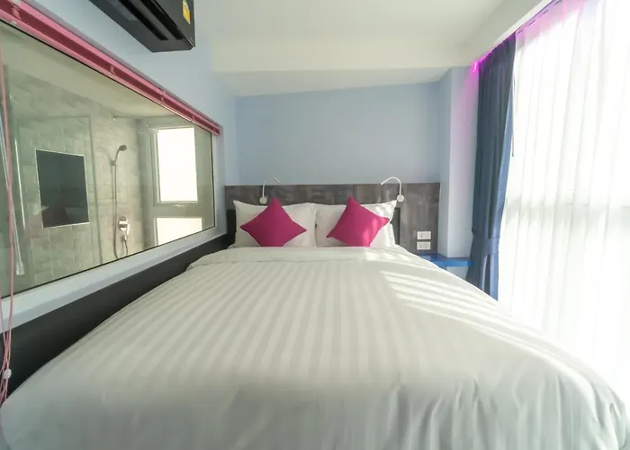Hotel Spark - Mrt Queen Sirikit - Sha Extra Certified Bangkok