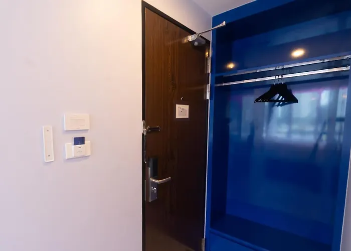 Spark - Mrt Queen Sirikit - Sha Extra Certified Hotel