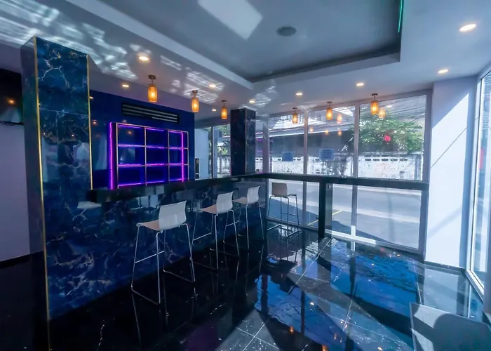 Hotel Spark - Mrt Queen Sirikit - Sha Extra Certified Bangkok
